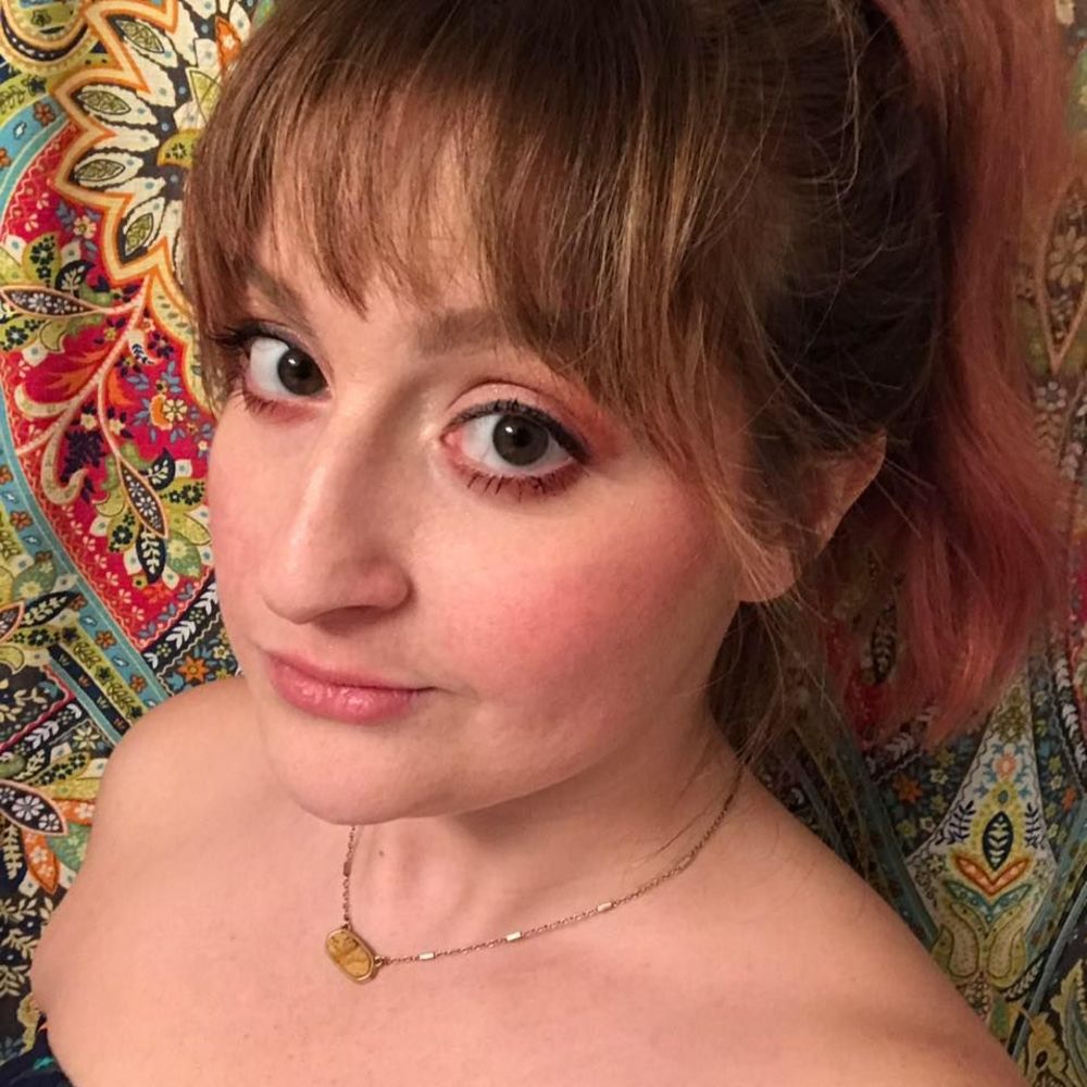 Meet your Posher, Briana